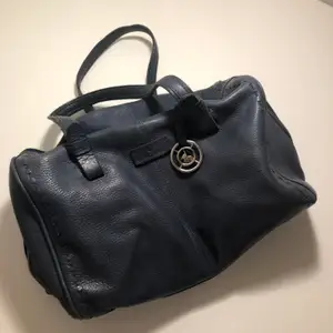 Superfin blå väska från Adax!💙