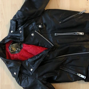 Vintage skinnjacka  - Så fin!! 