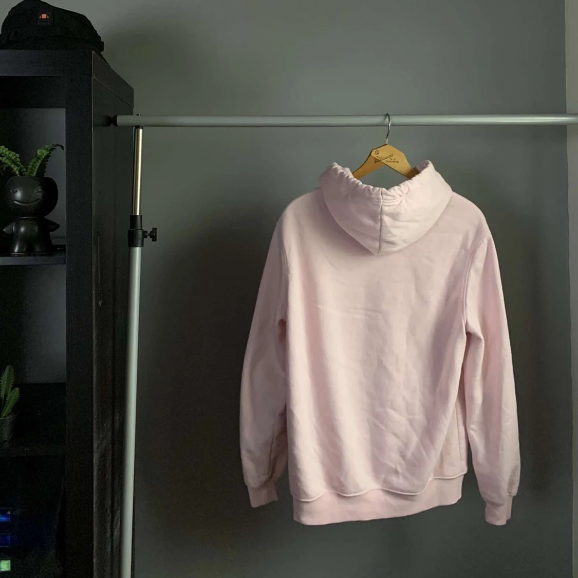 Helfärgad rosa hoodie - 90