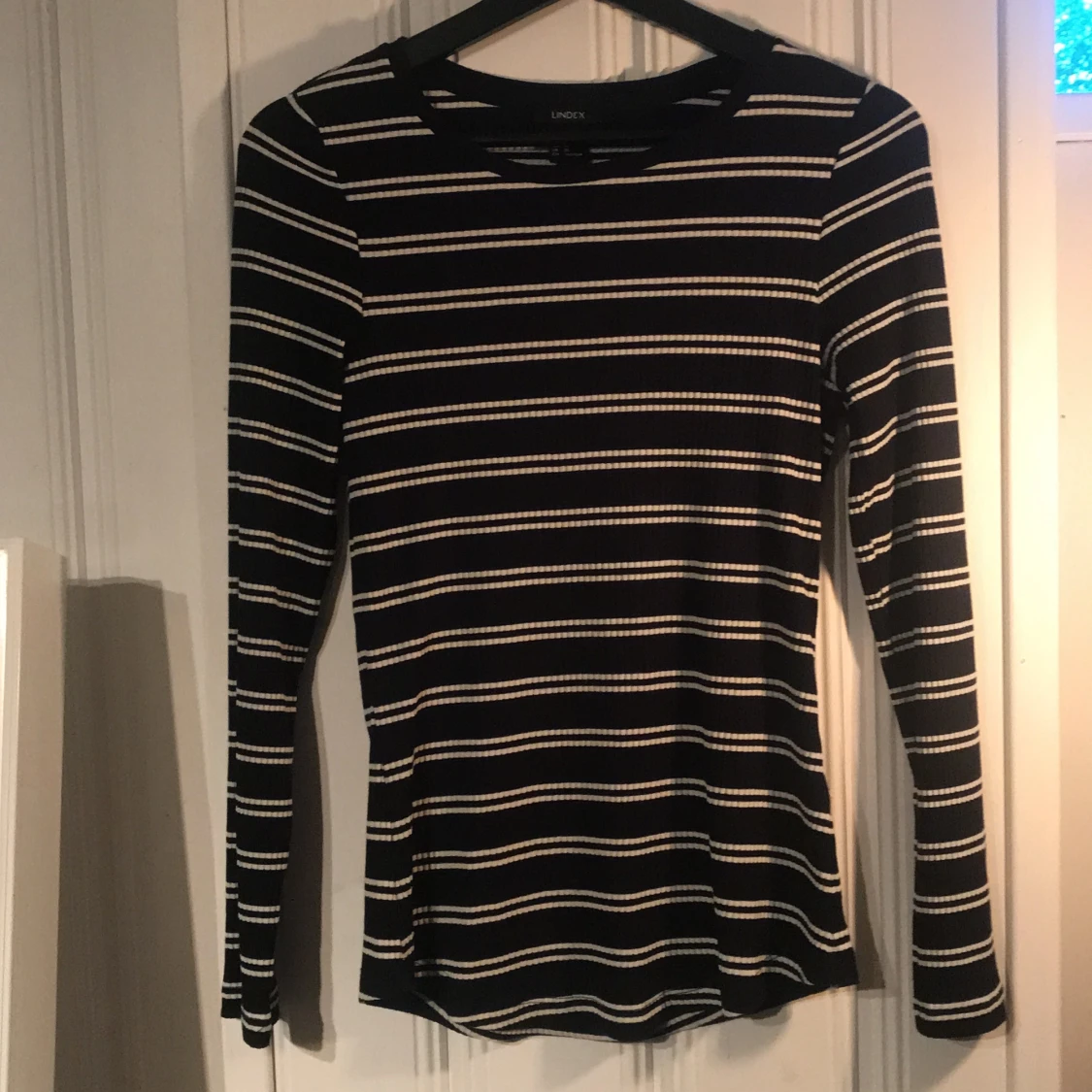 Randig långärmad tröja