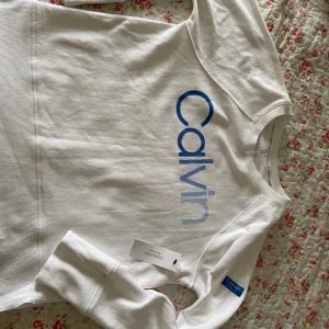Calvin Klein tröja  - Helt nytt tröja ! 