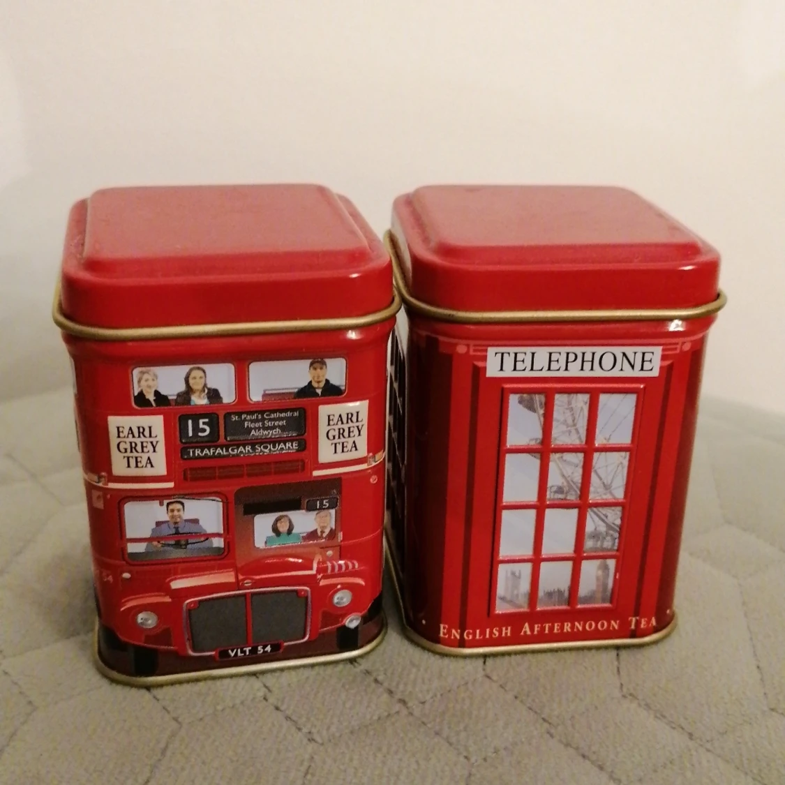 Små burkar/askar  - 90