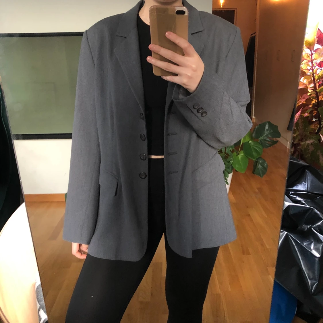 Grå kostymjacka