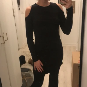 Klänningströja - Tröja eller som klänning! Som ny!