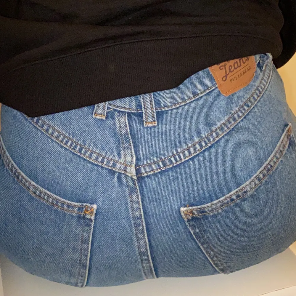Snygga mom jeans i bra skick🌟. Jeans & Byxor.