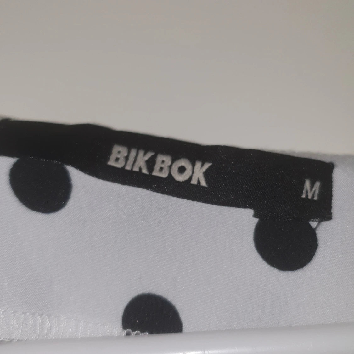 BIKBOK TRÖJA💛