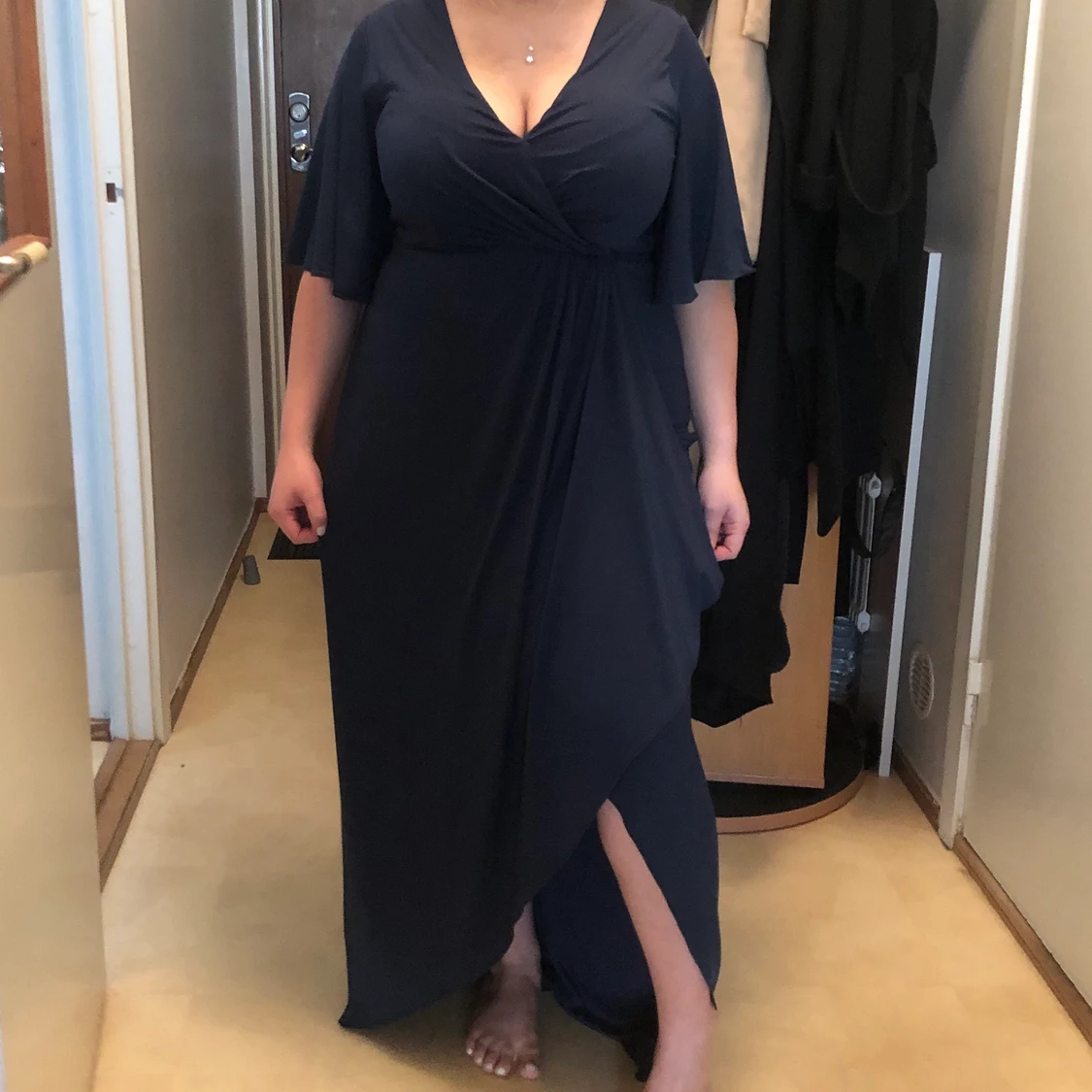 Mörkblå festklänning