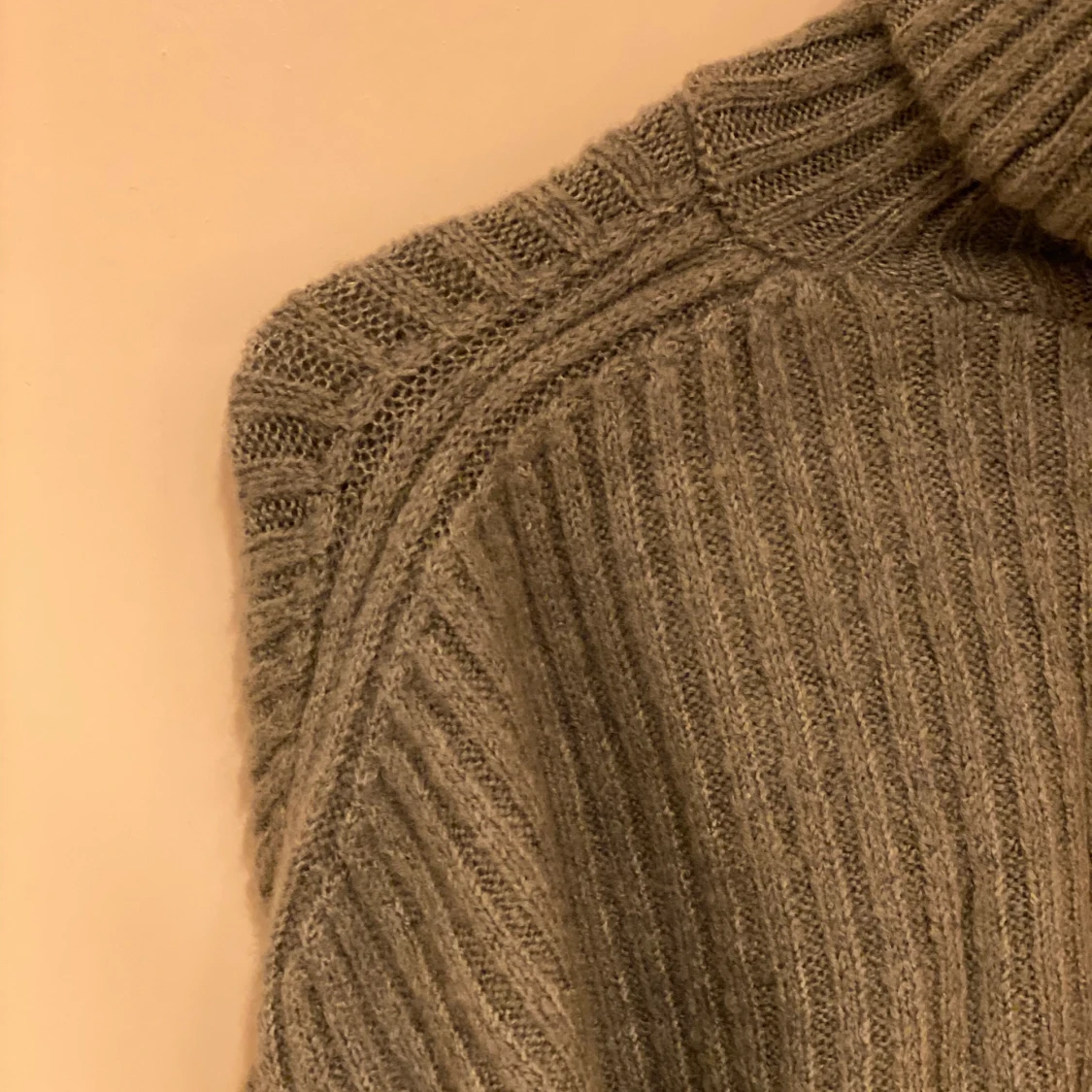 Grön tjocktröja stl. XS - 90