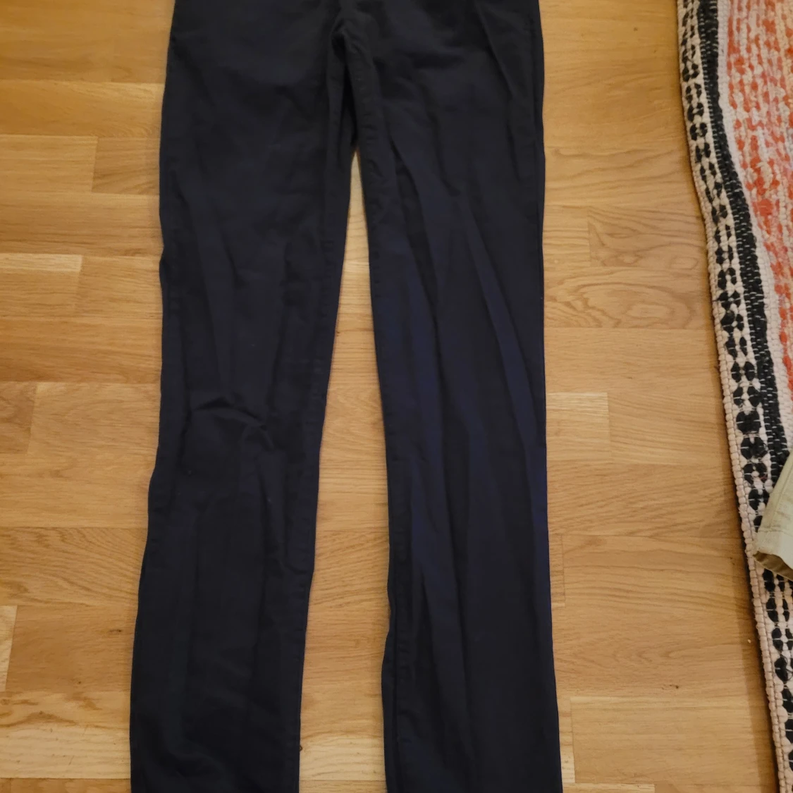 Chinos från gina st 34.