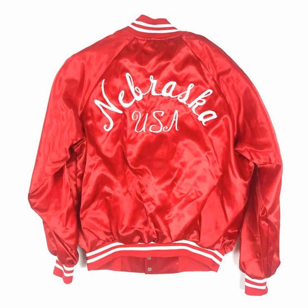 Riktig snygg Varsity jacket från 80 talet   Säljer pga att den ej används längre. Jackor.