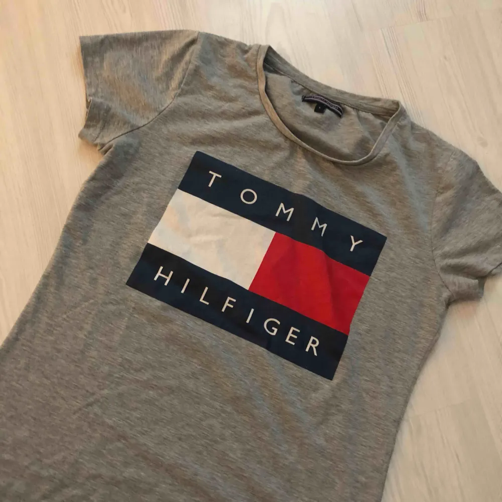 Tommy t-shirt s. T-shirts.