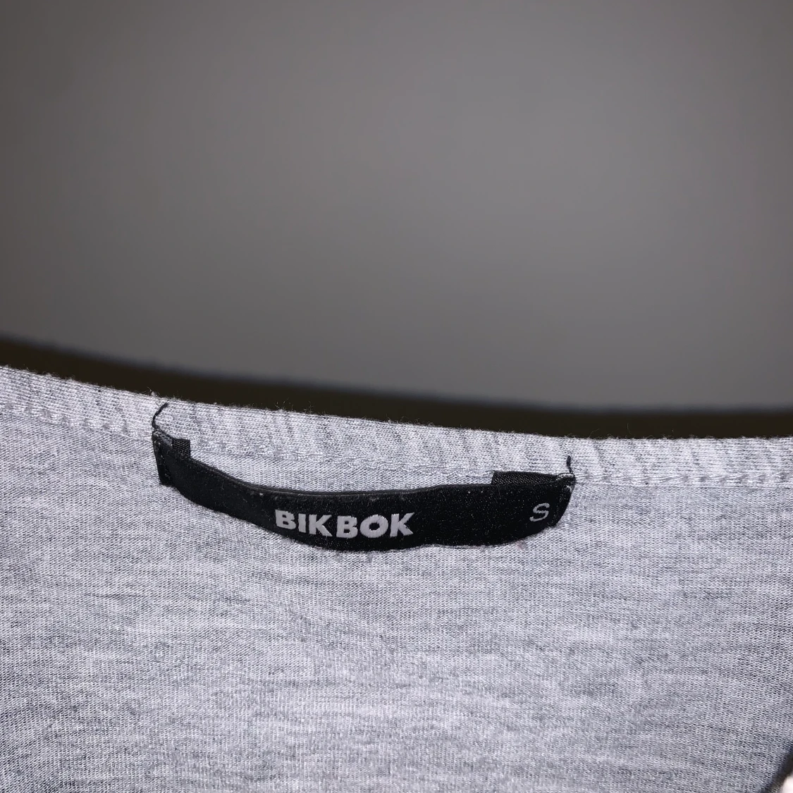 Linne med spets Strl S, bik bok - 91