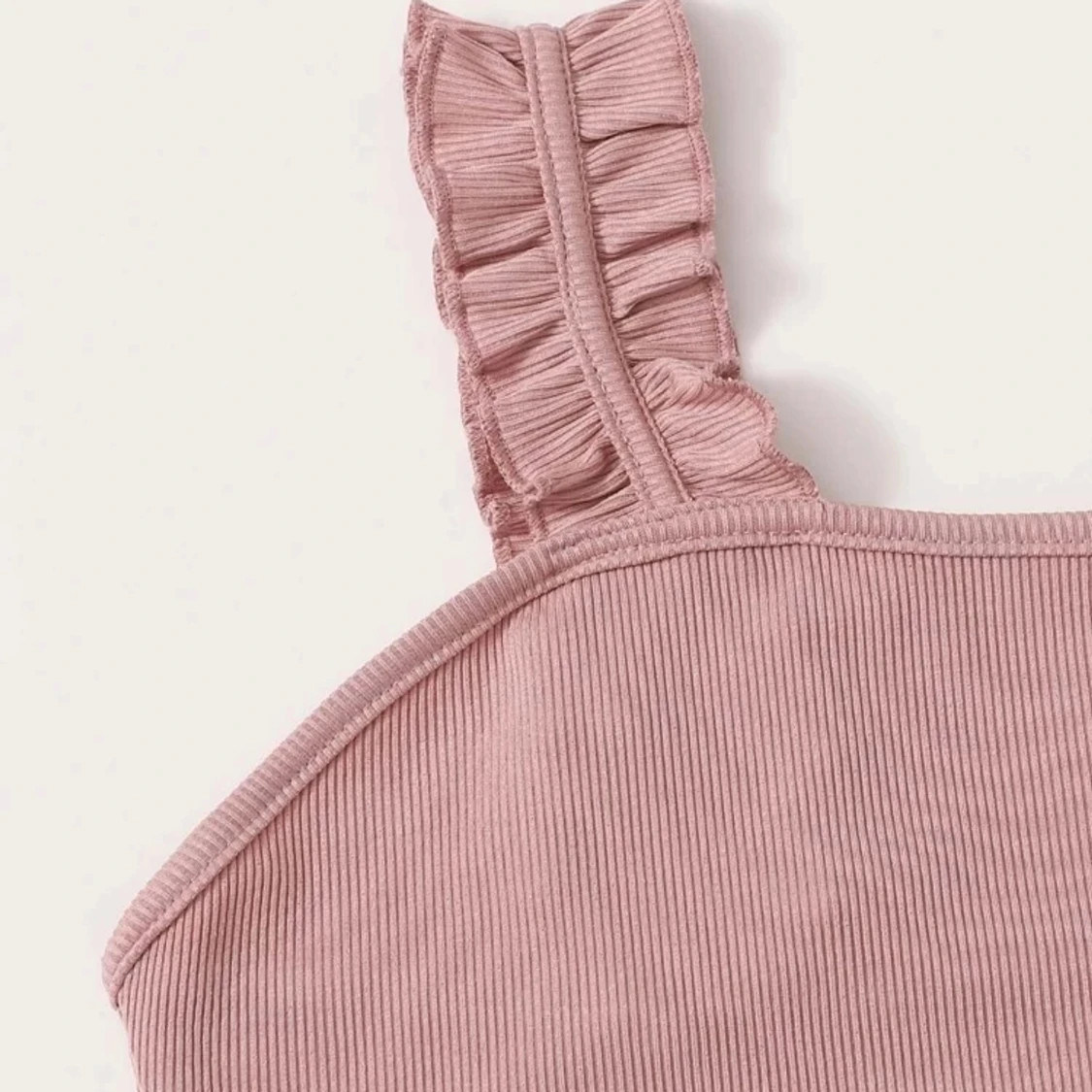 Superskönt linne från shein.  - 90