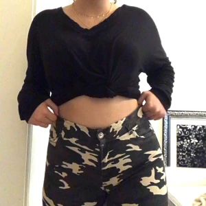 Camouflage byxor - Sitter väldigt bekvämt, nästan som leggings💓