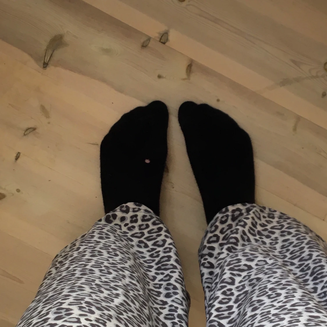 Leopardmönstrade byxor 🐆  - 91