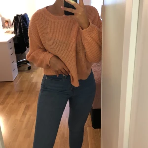 Stickadtröja  - Fin rosa stickadtröja från H&M! 🍃 (Skriv för fler bilder, kunden står för frakten som summan varierar beroende på varans vikt) 