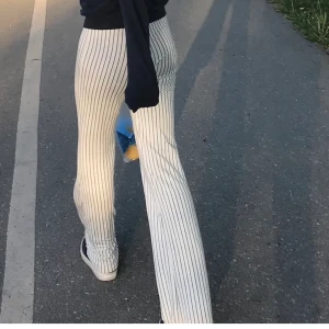 Randiga byxor  - SÅLD🕺