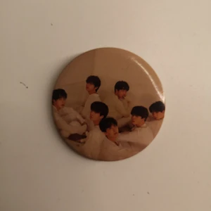 BTS pin - BTS pin i bra skick 💜