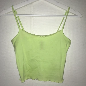 Neon linne - Gulligt neon linne från HM, aldrig använt. Strl XS