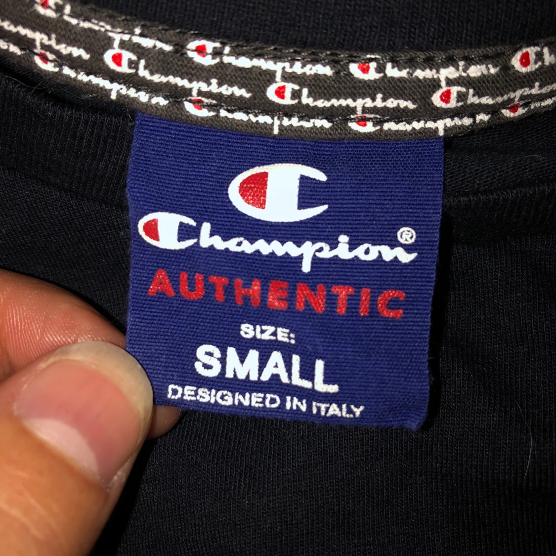 Champion T-shirt strl S - 90