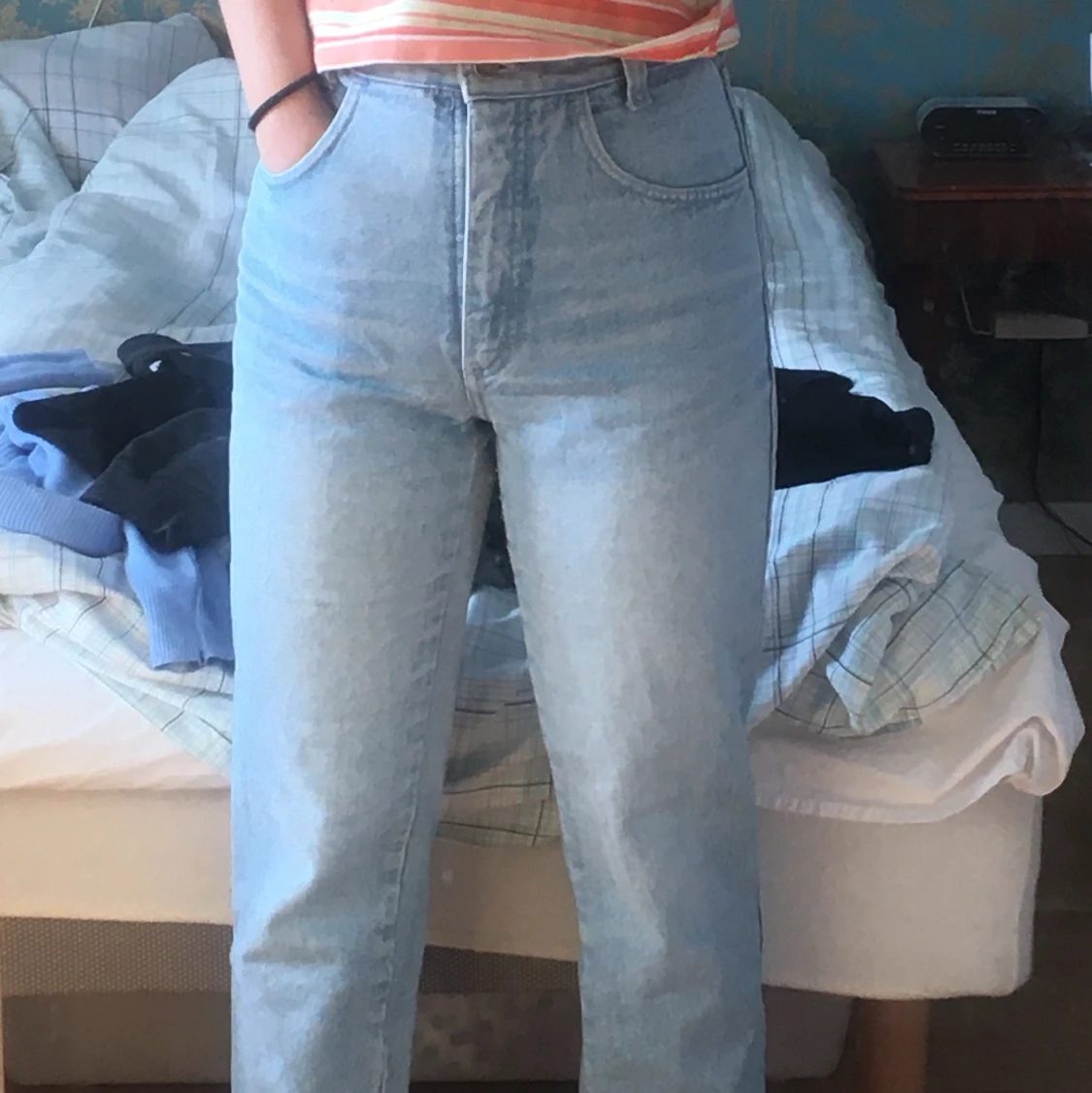 Blåa retro jeans med brodering strl 36 - 91