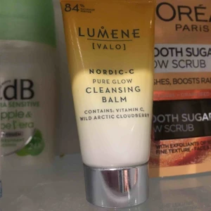  - Ett uppfriskande rengöring med c-vitamin. Endast testad! Frakt tillkommer 📦