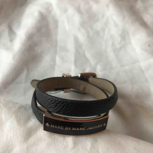  - Marc Jacobs armband  Kan hämtas i gbg  Bara swish  