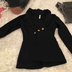  - Finns i Lerum köparen står för frakt 