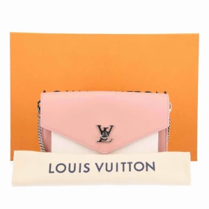  - Nypris 18800 Äkta Lv väskan  Fri frakt 3-8 dagar 