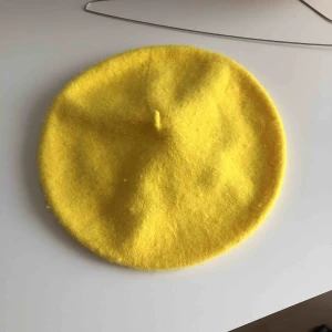  - Gul basker! Frakt tillkommer, kan annars mötas upp i Stockholm