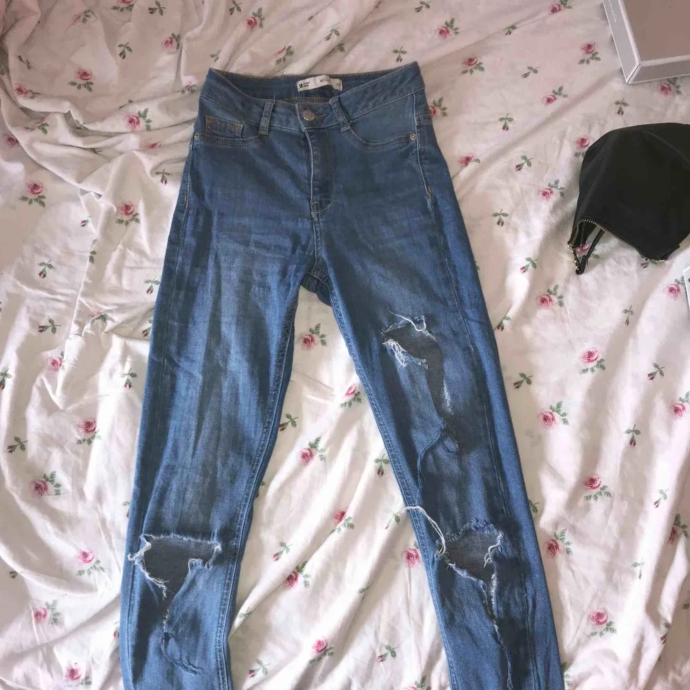 Molly destroy jeans. Jeans & Byxor.