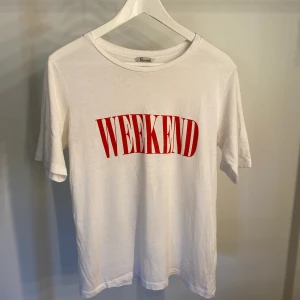 T-shirt  - Snygg t-shirt från Cubus. Lite oversize 💓 knappt använd!