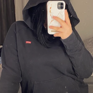 Levi’s hoodie  - Levi’s hoodie💞Frakt ingår inte utan tillkommer med 66kr!