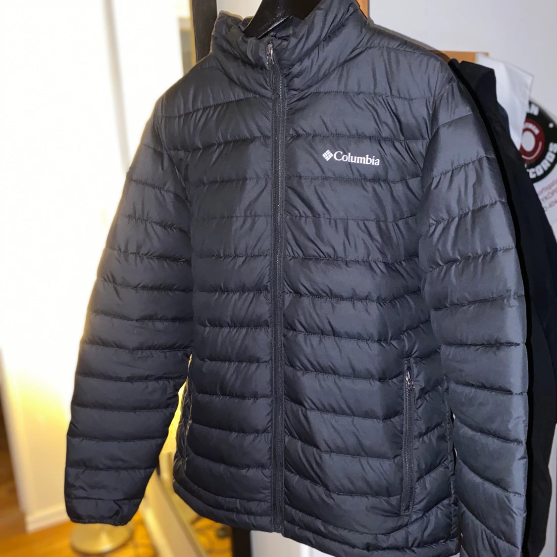 Columbia dunjacka i storlek M svart