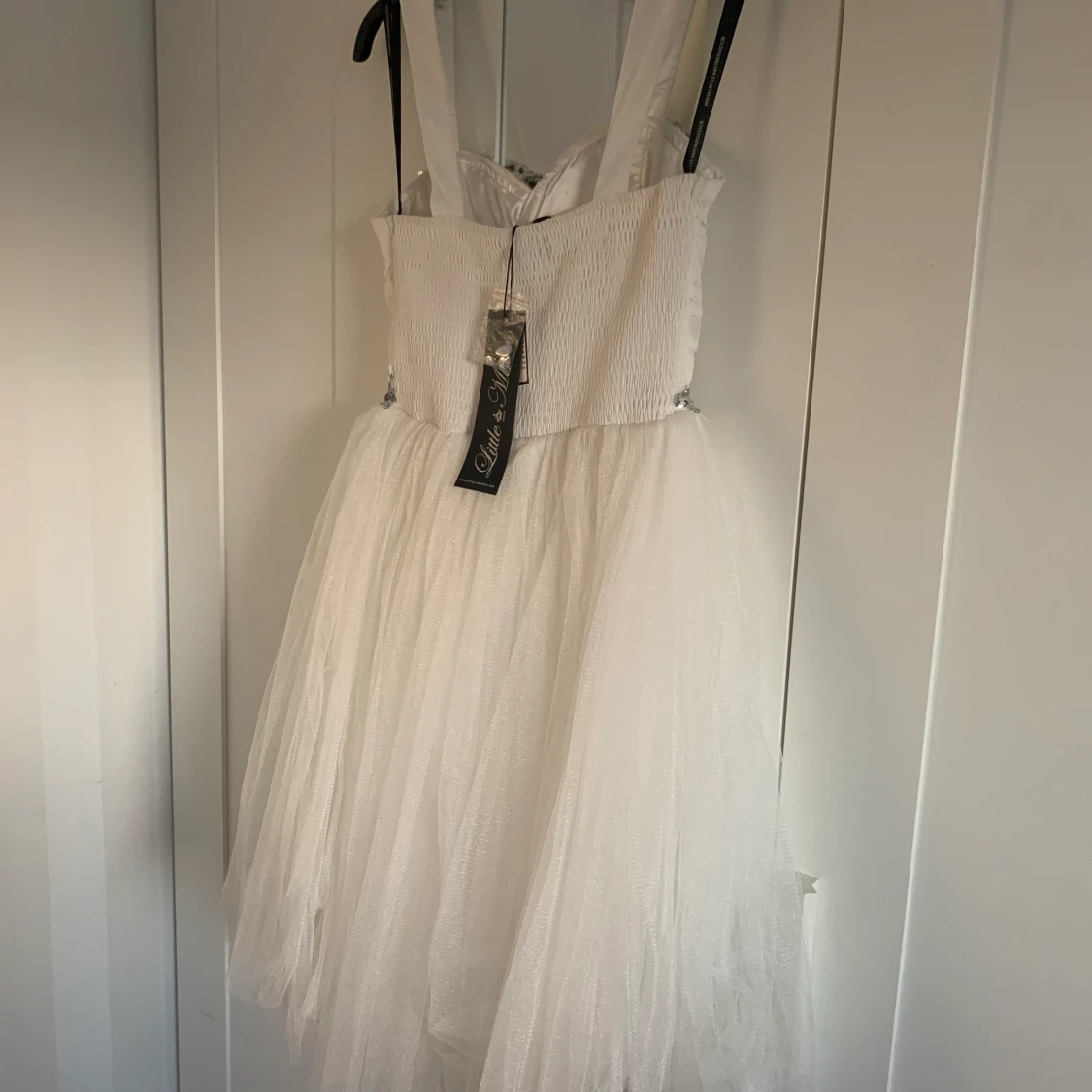 Jätte fin vit klänning - 91