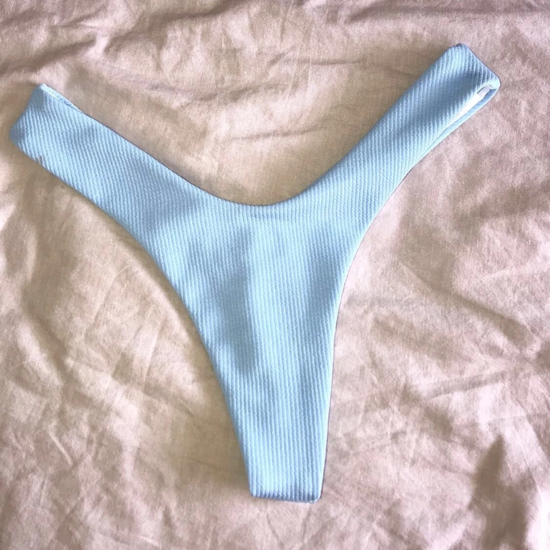 Ljus blå bikiniunderdel