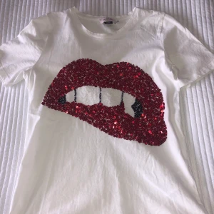 Tröja - Super fin tröja❤️har inte använt den❤️ priset kan diskuteras 