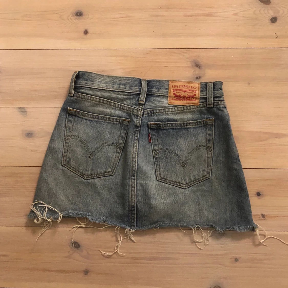 Levis kjol  - 90