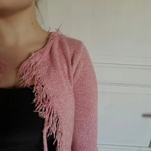  - Kofta ifrån MEXX i fint skick! Säljes pga att den börjar bli för liten... Syftet med mitt konto är att alla ska bli nöjda och göra en bra affär! 