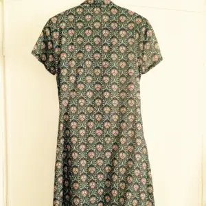 •Brand new dress from Bric.a.brac  •Original price 1399kr  •Swish or cash  