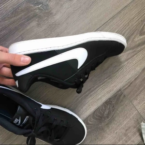  - Helt nya Nike skor
