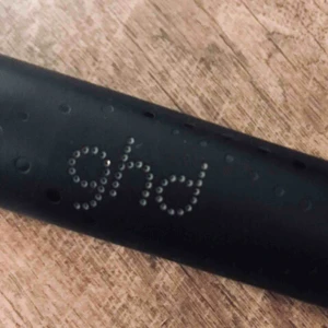  - Ena sidan är lite halvt varmt bara, men plattången är ändå bra. Kollar om det finns intresse hos någon kanske💓 köparen står för frakt!