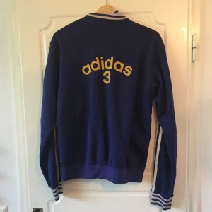  - Vintage adidas kofta.