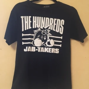  - Svart the hundreds tisha, bra skick. Köparen står för frakten 🦋