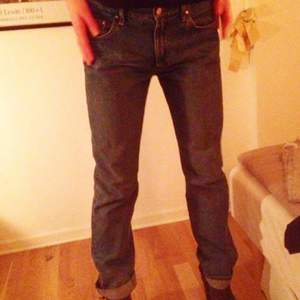 Sköna boyfriend jeans som antagligen är inspirationen till låten 