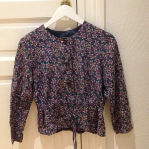  - Söt boheminspirerad tröja