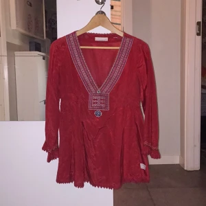  - En oddmolly blus i storlek 1 som motsvarar XS! 