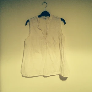 Vit blus från hm  - Vit blus från hm 