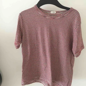  - Randig tröja från brandy melville