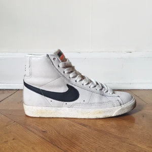  - Nike blazer mid (vintage) i storlek 36! Kan mötas upp i skanstull alternativt skicka på posten mot betalad frakt 💋